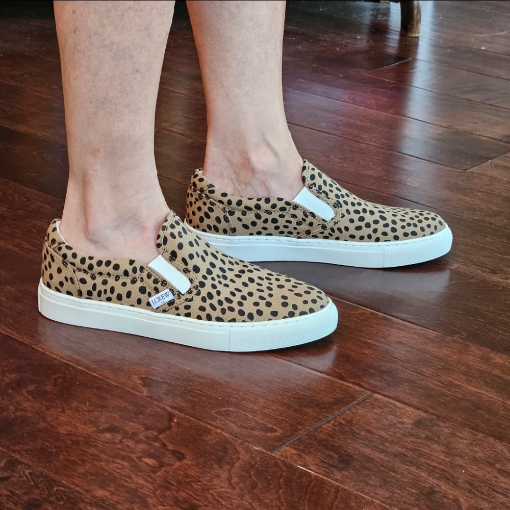 NWOT J. Crew Leopard printed shoes